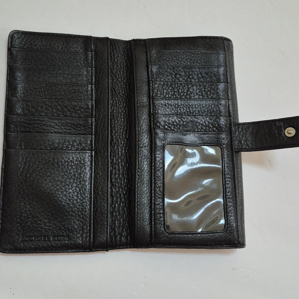 Michael Kors Black Leather Wallet Clutch - Picture 4 of 9